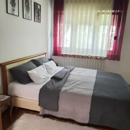 Apartment Stan Na Dan Dunja 1