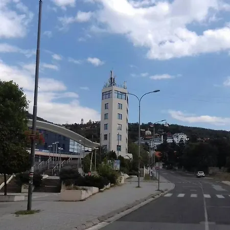 Apartment Stan Na Dan Dunja 1 Vrsac