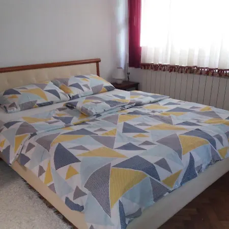 Stan Na Dan Dunja 1 Apartment